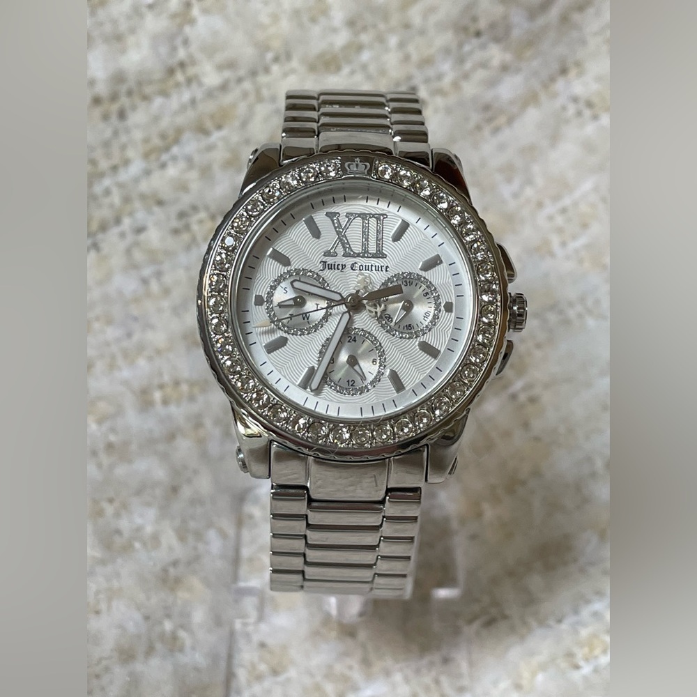 🕰️ Juicy Couture Chronograph Watch